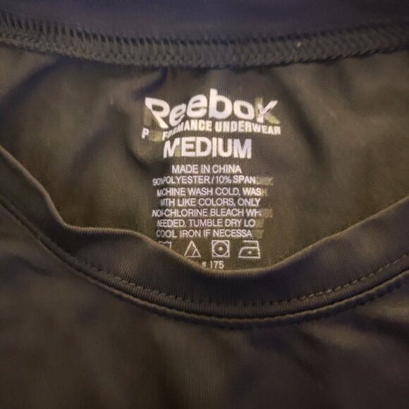 Reebok t shirt size M like new - Picture 2 of 5